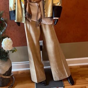 Tahari Tan Women's Pants
NTW